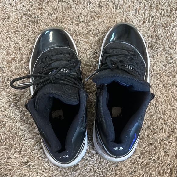 Jordan 11 Space Jam - Picture 9 of 10